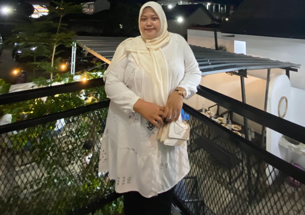 abu abu vintage halaman kosong a4 landscape (3)